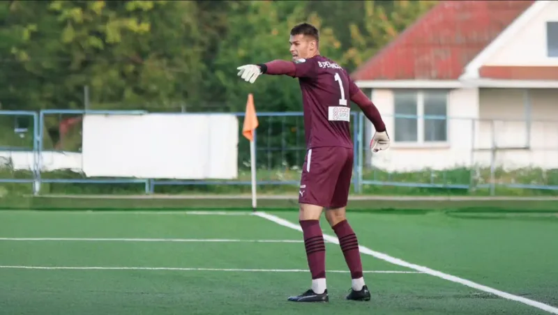 Konstantin Veretynskiy là một trong những cầu thủ cao nhất hiện nay, gây chú ý nhờ chiều cao khoảng 2,10 m.